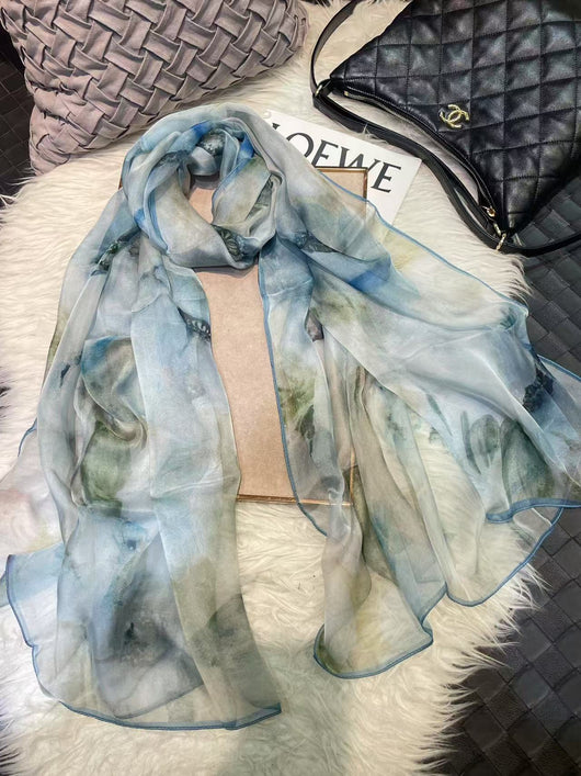 Pañuelo de Seda Mulberry con Estampado Digital - Ligero y Fluido para Verano - Image 16