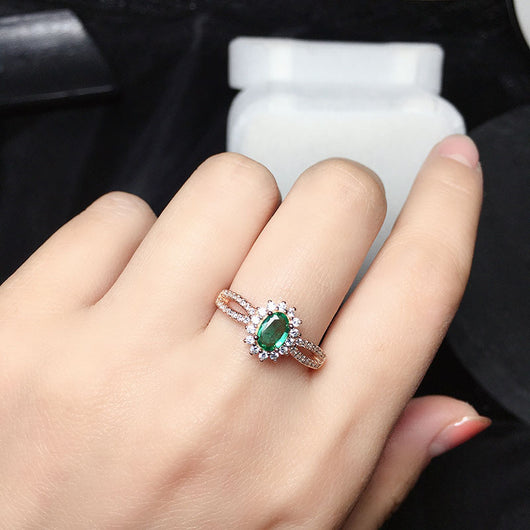 Anillo de Esmeralda Natural para Mujer - Elegancia y Personalidad