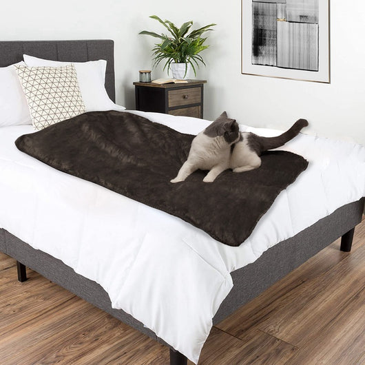 Tapete Impermeable para Mascotas - Diseño Simple y Resistente