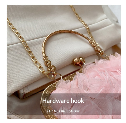 Bolso Elegante para Mujer con Patrón de Rosas y Detalle de Cadena - Image 13