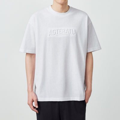 Playera con Estampado de Letras Tridimensionales - Image 2