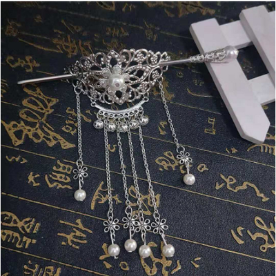 Horquilla Clásica con Borlas Largas - Accesorio de Traje Antiguo