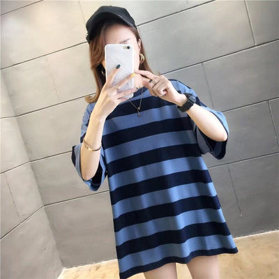 Camiseta Holgada con Rayas para Hombre y Mujer - Image 10