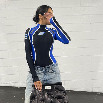 Jumpsuit Deportivo de Cuello Alto con Costuras de Contraste y Diseño Ajustado - Image 10