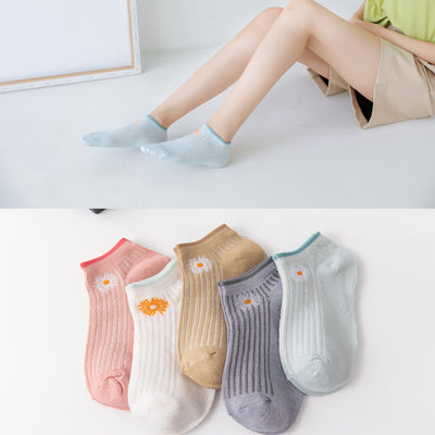 Calcetines Cortos para Mujer con Diseño de Ositos - Alta Calidad y Estilo Adorable - Image 5