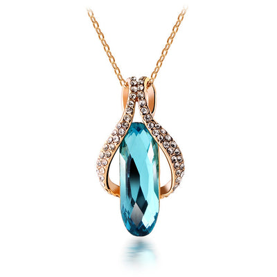 Conjunto de Aretes y Dije de Diamantes Chapados en Oro - Image 8