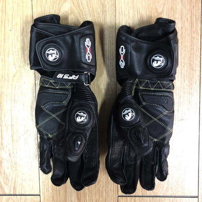 Guantes de Motociclismo Racing en Fibra de Carbono con Protección Antiimpacto - Image 10
