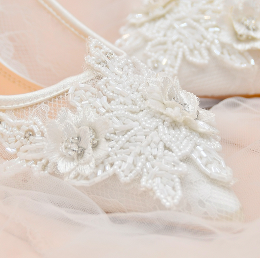 Zapatos de Novia con Encaje Blanco Floral - Image 15