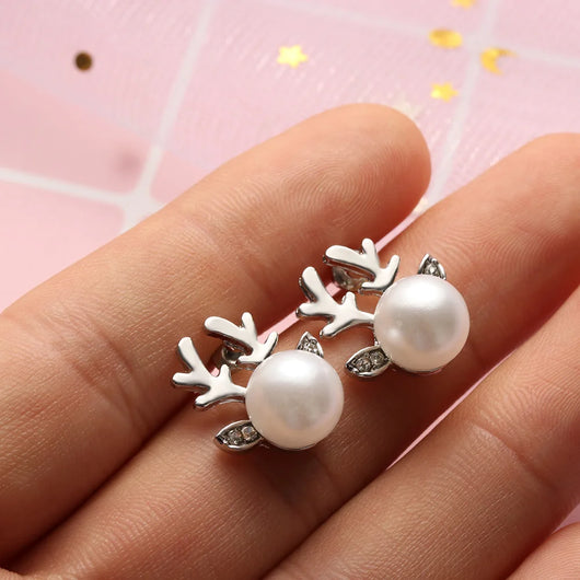 Aretes Navideños de Perla con Astas de Reno - Image 11