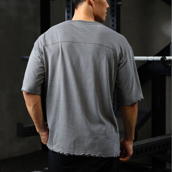Playera Suelta de Algodón Rasgada para Hombre