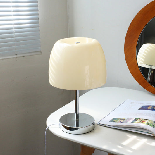 Lámpara de Mesa Retro con Hierro Forjado y Cristal - Image 10