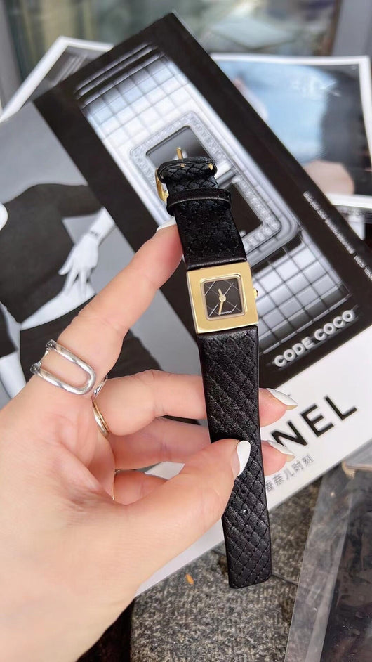 Reloj de Cuero para Mujer Diseño Retro Cuadrado - Image 12
