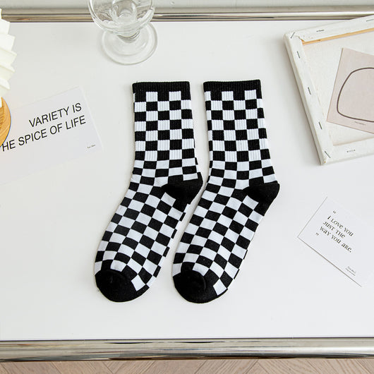 Calcetines Tubo Estilo Ajedrez para Mujer - Image 7