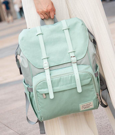 Mochila Térmica Impermeable con Carga USB y Calefacción - Image 9
