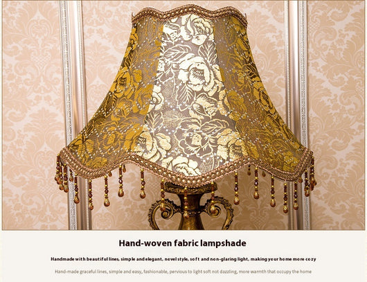 Lámpara de Mesa Retro Europea con Pantalla de Tela para Dormitorio - Image 24