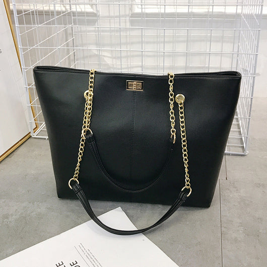 Bolso de Hombro con Cadena Elegante - Image 10