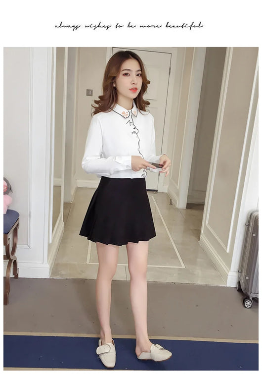 Blusa Blanca Holgada con Bordado de Gato - Diseño Adorable y Cómodo - Image 9