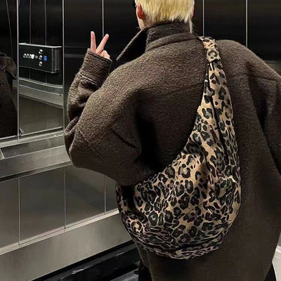 Bolsa Bandolera Estampado Leopardo con Pliegues