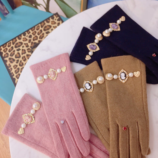 Guantes de Perla con Retrato Antiguo para Mujer - Image 9