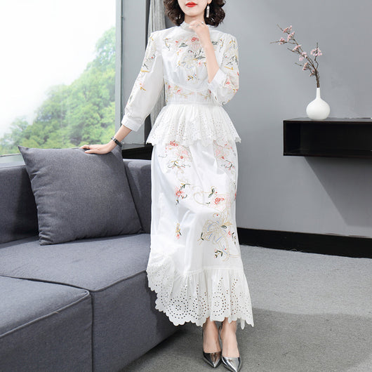 Vestido Largo con Cuello Mao y Bordados Florales en Patchwork - Image 11