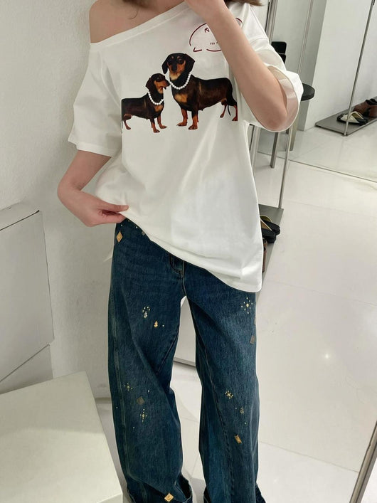 Camiseta Manga Corta Hombro Descubierto con Estampado Asimétrico Suelta y Versátil - Image 7