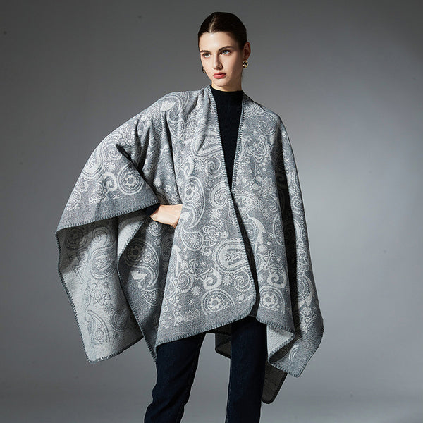 Chal Cruzado de Lana Jacquard con Estampado Paisley