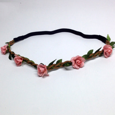 Corona de Flores Rosas Estilo Coreano para Novia - Image 9