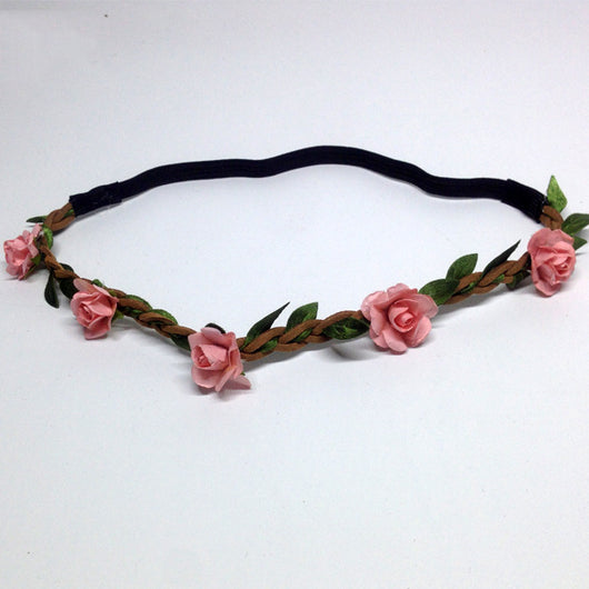 Corona de Flores Rosas Estilo Coreano para Novia - Image 9