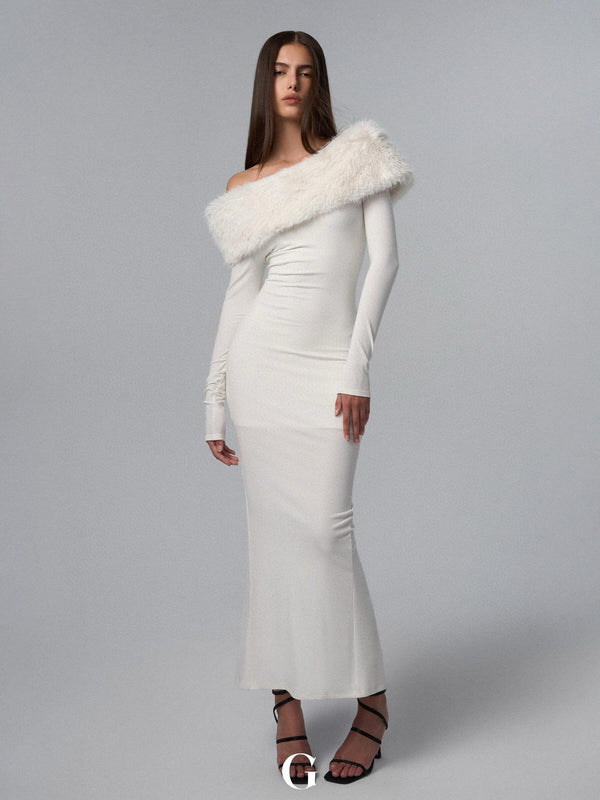 Vestido Tejido Ajustado de Manga Larga con Hombros Descubiertos - Image 3