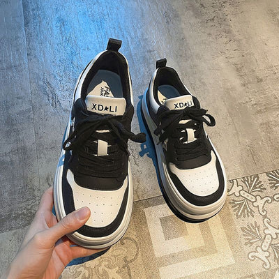 Tenis Deportivos Mujer con Plataforma Elevadora y Diseño de Estrella - Image 3