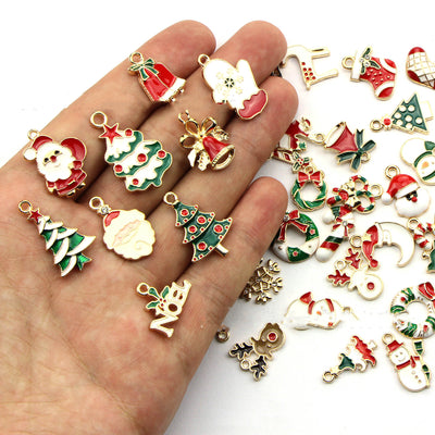 Set de 45 Accesorios para Cabello Navideños con Colgantes de Gota de Aceite - Image 6