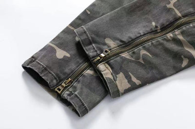 Pantalones Cargo Slim Camuflaje con Bolsillos Funcionales - Image 3
