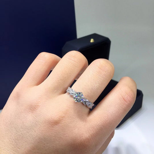 Anillo Cupido Chapado en Plata con Diamantes Moussand
