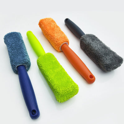 Cepillo para llantas con mango largo de microfibra - Image 25