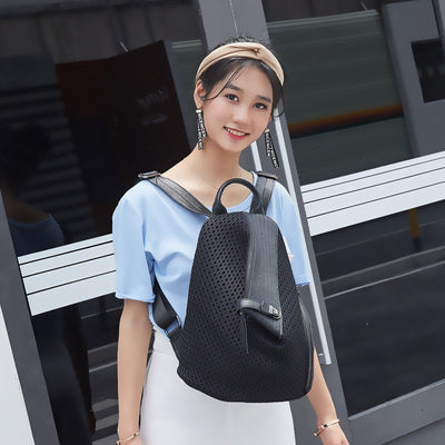 Mochila Impermeable con Diseño Acolchado para Mujer - Image 4