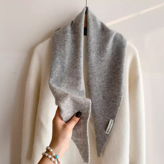 Poncho Triangular de Lana Pura para Otoño e Invierno - Image 29