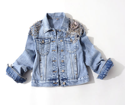 Chaqueta de Mezclilla con Flores Bordadas de Manga Larga
