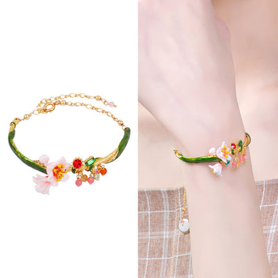 Pulsera Ajustable de Esmalte Pintada a Mano - Flores del Bosque Francés