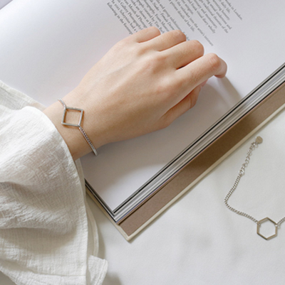 Pulsera de Cadena Geométrica - Image 8
