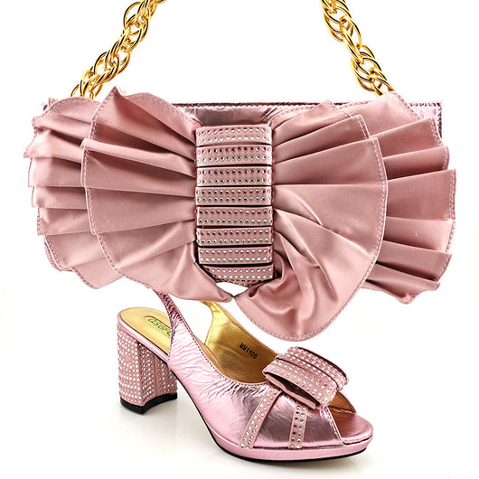 Conjunto Elegante: Tacones Altos de Boca de Pez PU con Bolso Clutch de Moño - Image 4