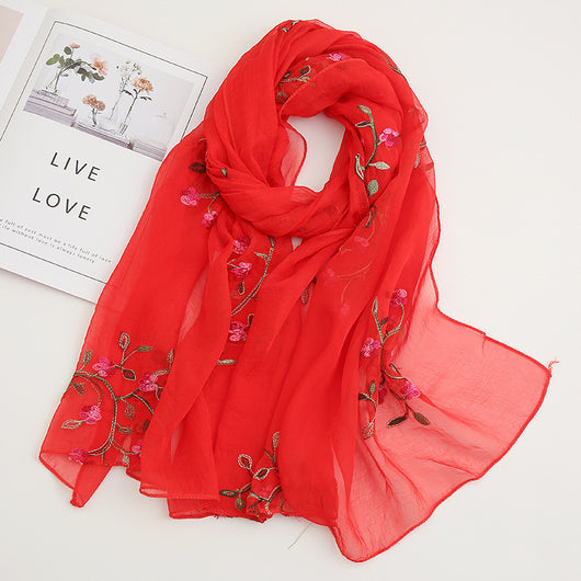 Toalla de Playa Chiffón con Bordado Protector Solar Flor de Durazno Elegante - Image 13