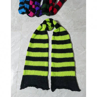 Bufanda de Lana Punk Rayas Negras y Grises - Suave, Cómoda y Versátil - Image 10