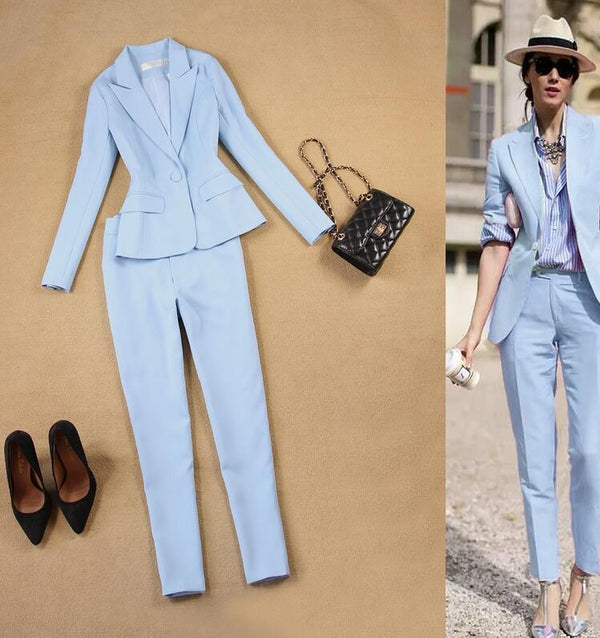 Traje Slim Azul Claro Británico + Set de 9 Pantalones