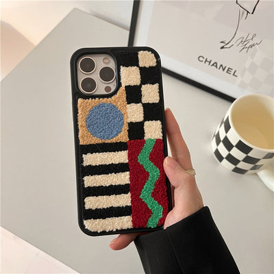 Funda Geométrica de Cuadros Acolchada para Celular - Image 3