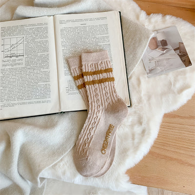 Calcetines de Lana Gruesa para Invierno Serie Amarilla con Cashmere Talla S - Image 4