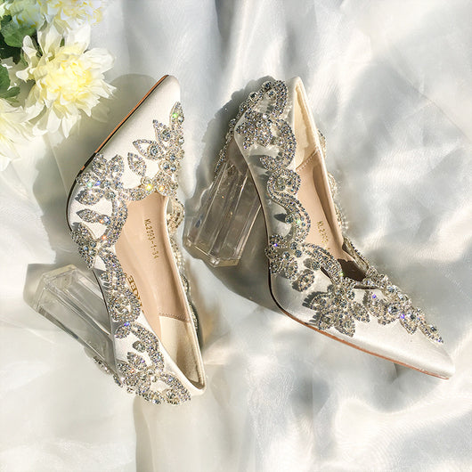 Zapatos de Tacón Alto Satinado con Punta Afilada y Cristales Brillantes - Image 6