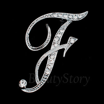 Broche de letra con diamantes - Image 23