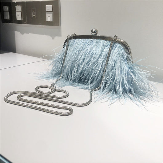 Bolso Bandolera de Plumas de Avestruz con Cadena de Perlas para Mujer - Image 4