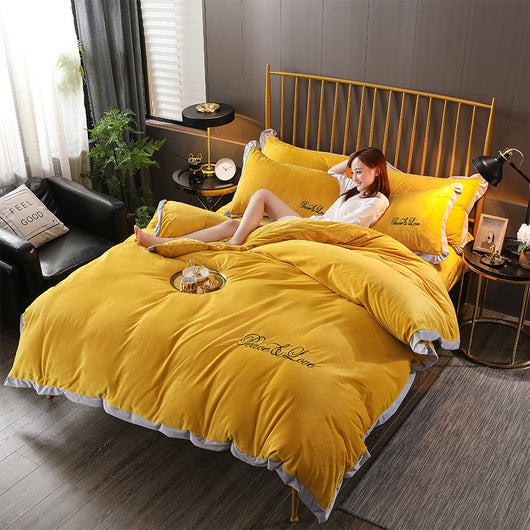 Juego de Cama Cuatro Piezas Terciopelo Cristal con Bordado - Image 22