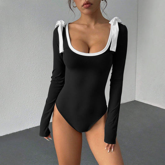 Jumpsuit Elegante con Escote Cuadrado y Mangas Acampanadas